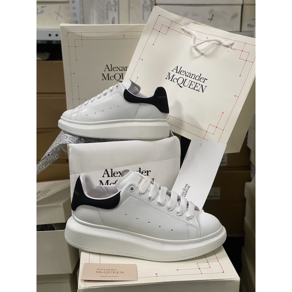 Giày MC Queen Unisex gót nhung Chuẩn Đẹp 1:1 Full Size Full Box+Bill | BigBuy360 - bigbuy360.vn