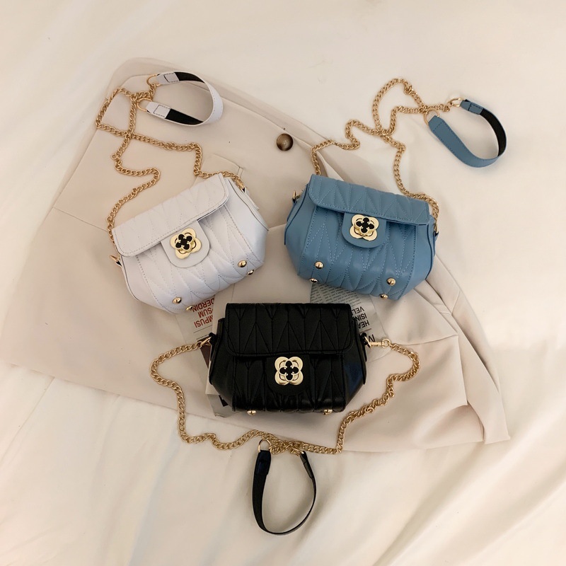 Túi Đeo Vai Hình Vuông Cỡ Nhỏ Họa Tiết Hình Thoi Phối Dây Xích Thiết Kế Cá Tính Thời Trang Cho Nữ 2022