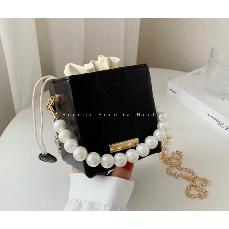 Túi hộp đeo chéo kiểu thời trang cho nữ cao cấp sang chảnh túi đeo chéo dây ngọc - HOUDITA - STXCN008