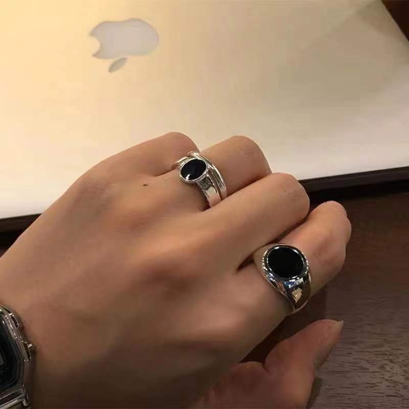 Nhẫn mặt đen số 4 phong cách Âu Mỹ cổ điển