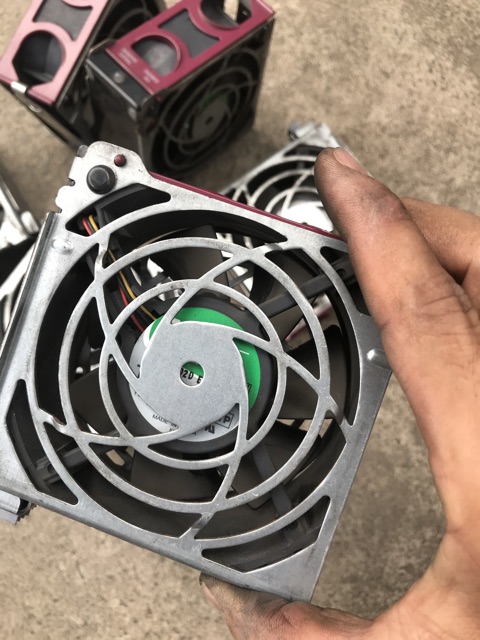 Quạt server hp nidec 12v 1A, vuông 9cm