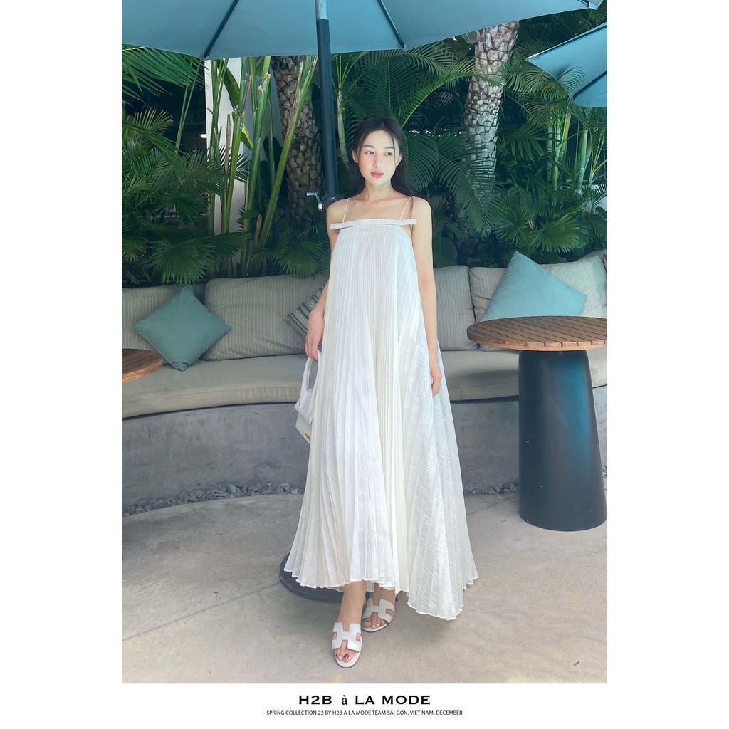 Đầm trắng dập ly dài