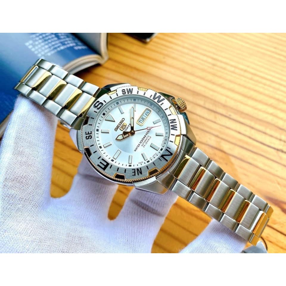 Đồng hồ nam Seiko 5 Sport SNZF08J1