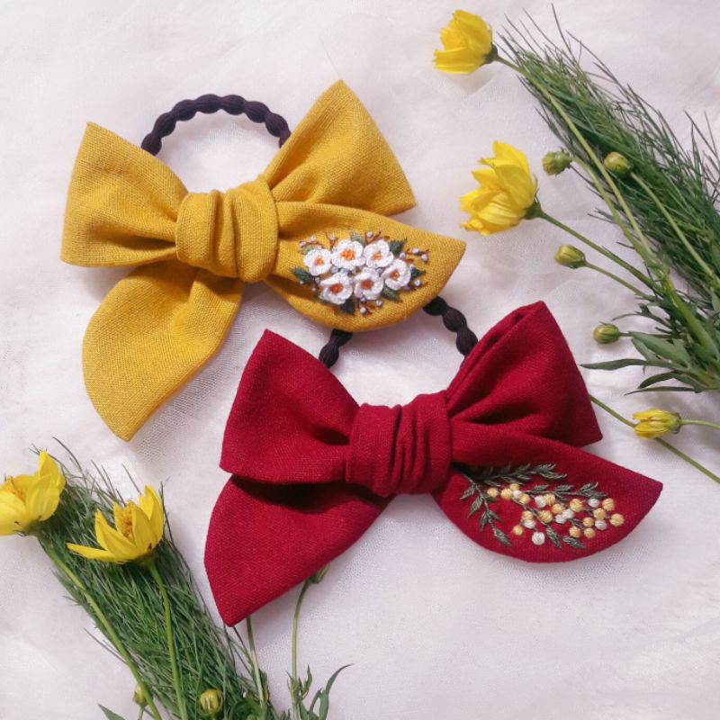 Cột tóc thêu tay handmade