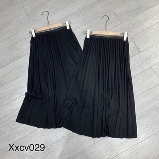 Chân váy xếp li đen dài