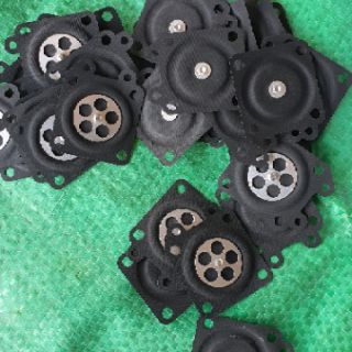 Da bơm đen 4 lỗ máy cắt cỏ / thắng máy cưa xích