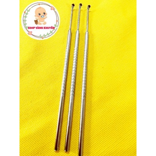 1 cây móc tai inox loại tốt