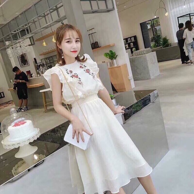Đầm thêu hoa Zara, like auth 99%, đẹp khỏi chê nha