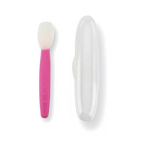 Thìa ăn kèm hộp Nuby Silicone cho bé từ 4 tháng