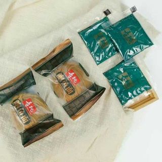 Mì Bào Ngư Tương Đen (hàng chính hãng HK)