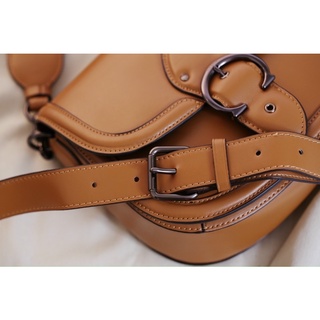 Túi Coach Beat Saddle 2 dây đeo