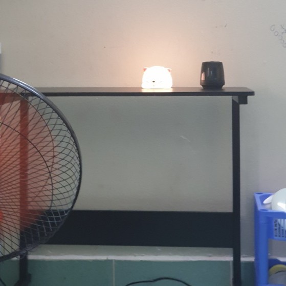 Bàn làm việc nhỏ emini, thiết kế đơn giản và nhỏ gọn có thể làm bàn làm việc, ngồi đánh laptop hoặc bàn học | BigBuy360 - bigbuy360.vn