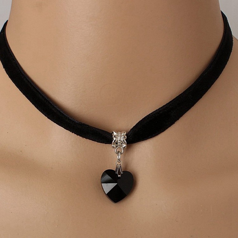 Vòng cổ choker màu đen hình trái tim độc đáo cho bé