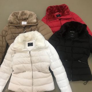 Áo khoác cổ lông Bsk dư xịn