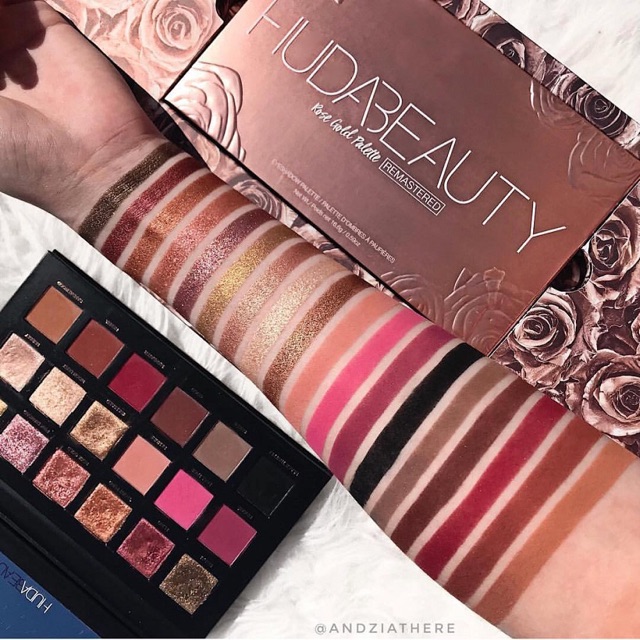 Bảng Màu Mắt Cao Cấp Huda Beauty Rose Gold Palette (Hàng xách tay chính hãng)