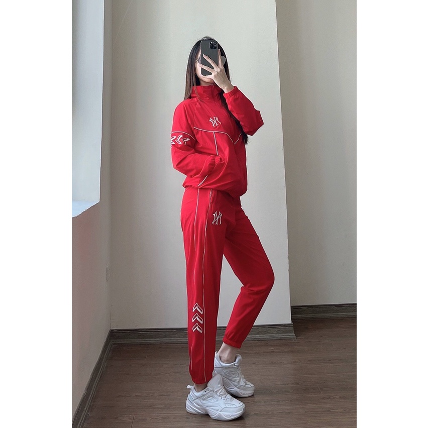 (HÀNG XUẤT XỊN) Set bộ gió nữ đỏ 2 lớp ÁO LÓT LƯỚI N//Y, LƯNG SAU IN, NGỰC THÊU VIỀN. LOGO,KHOÁ TÚI QUẦN.