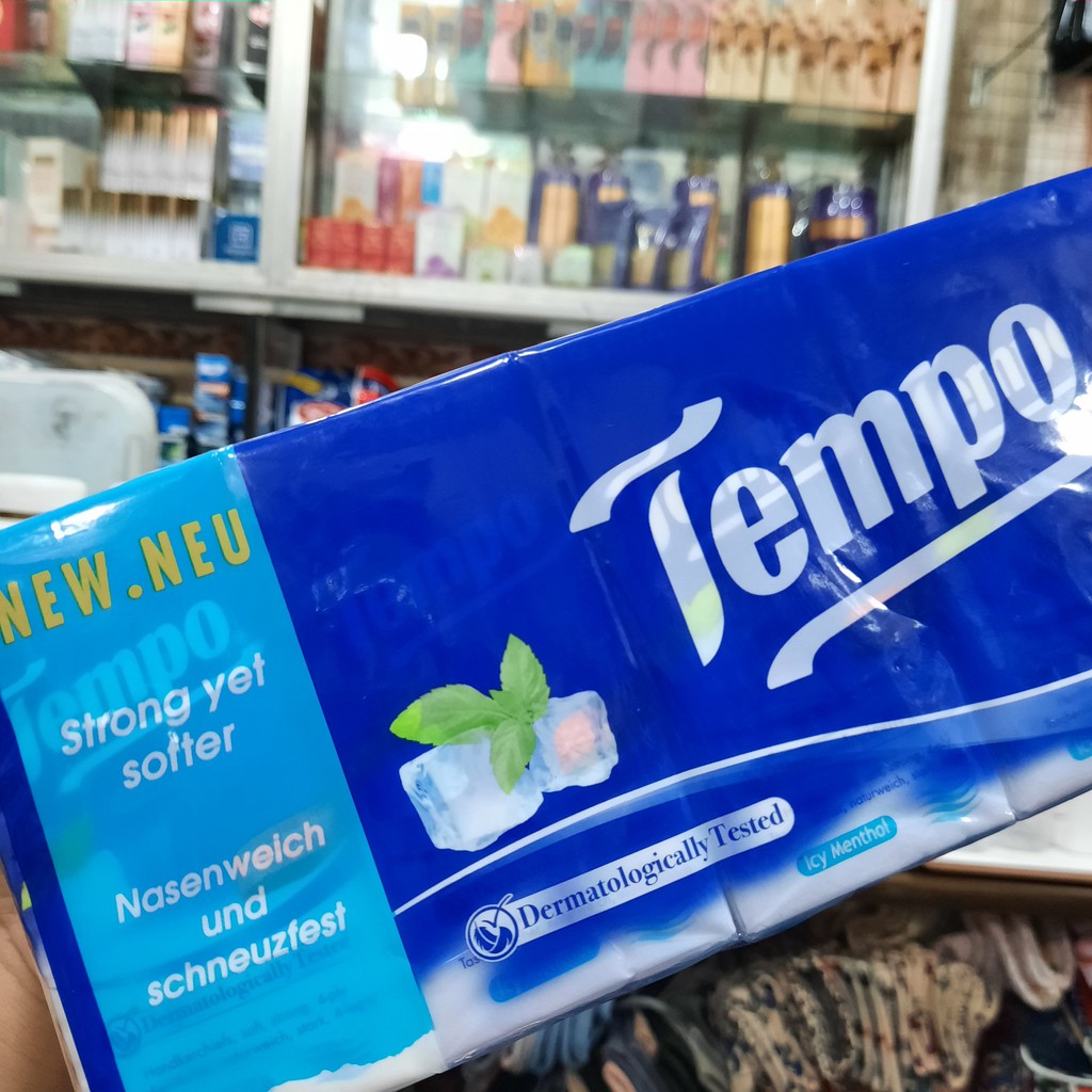 Khăn giấy Tempo Icy Menthol 1 lốc 10 gói