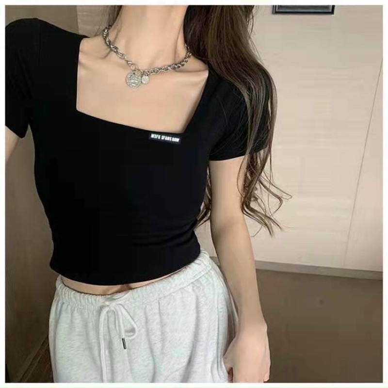 ÁO CROPTOP THÊU TAY NGẮN CỔ VUÔNGCHIZI SHOP