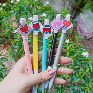Bút bấm mực xanh hình nhân vật Bangtan