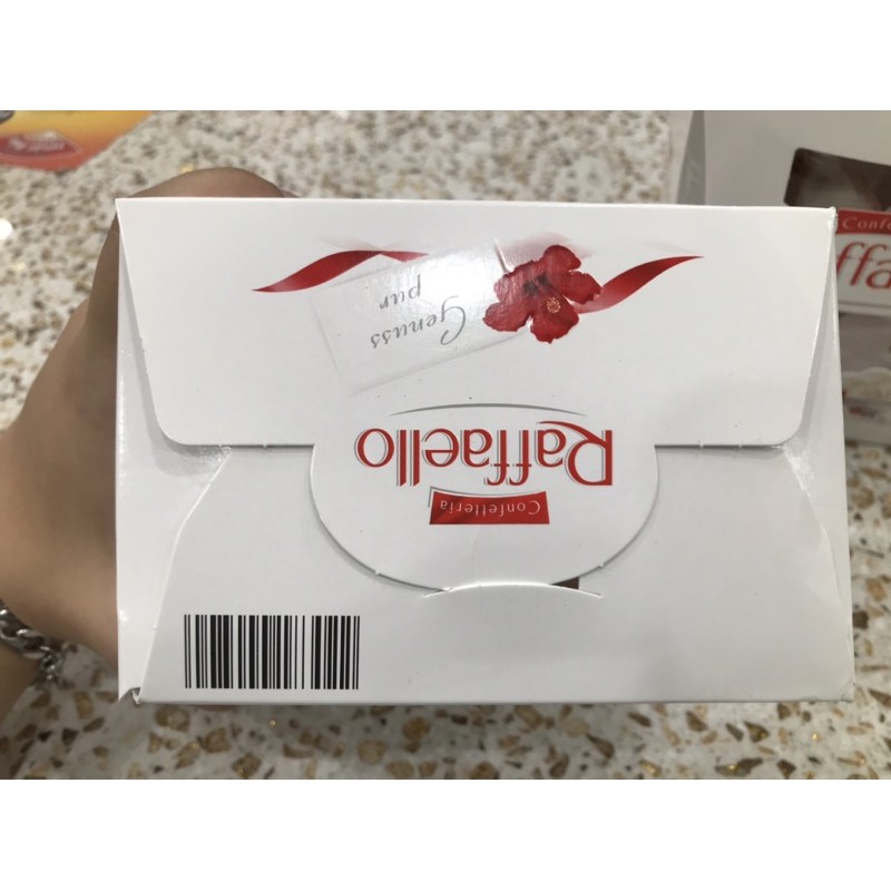 SOCOLA PHỦ DỪA RAFFAELLO 230gr, 150gr ĐỨC