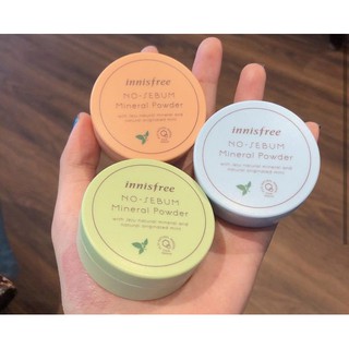 Phấn phủ kiềm dầu Innisfree