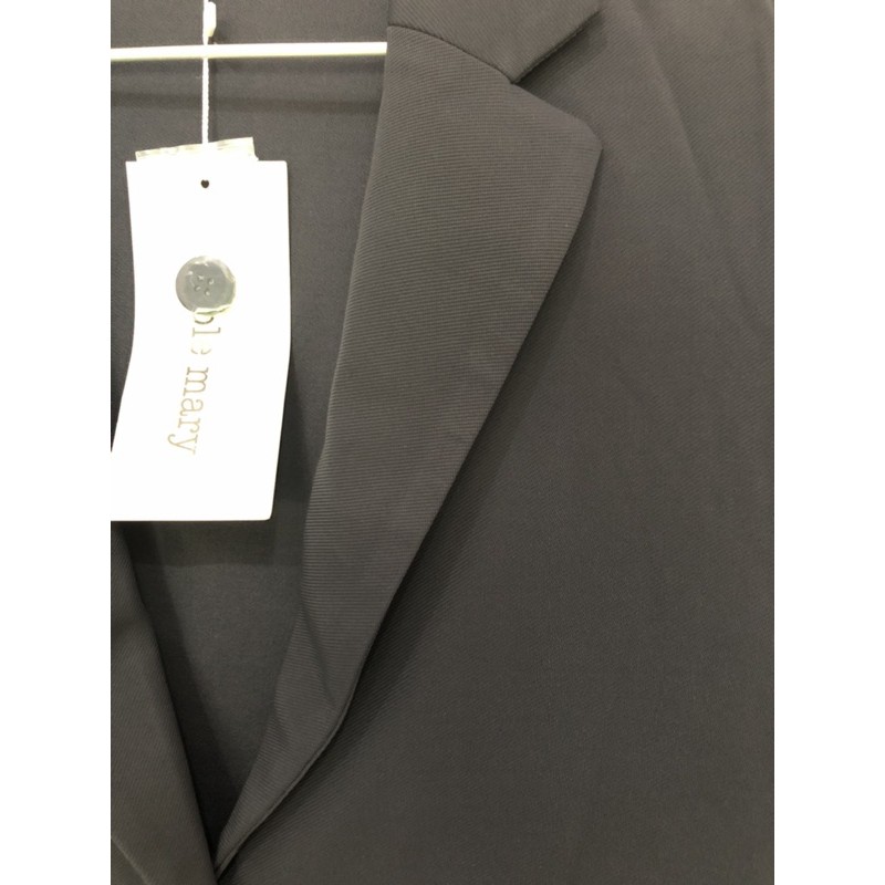 Áo vest xanh than Zara thay tag