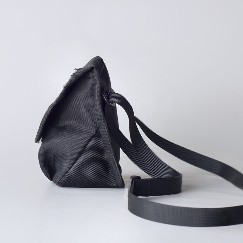 Túi đeo chéo mini size nhỏ cho nam SWAGON (hình thật)