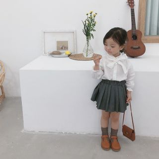 Chân váy xếp ly basic
