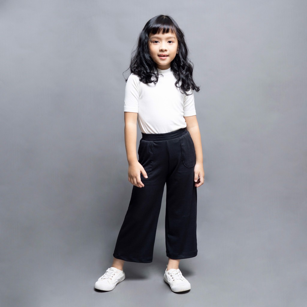 QUẦN CULOTTE LEN TĂM BÉ GÁI