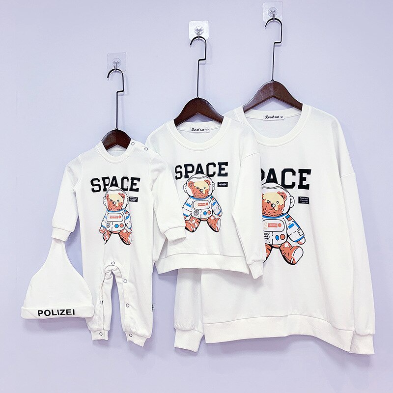 Áo Sweater Gia Đình Familylove - Áo Sweater thu đông Gấu Phi Hành Gia Space Dễ Thương Chất Liệu Nỉ Da Cá Cao Cấp
