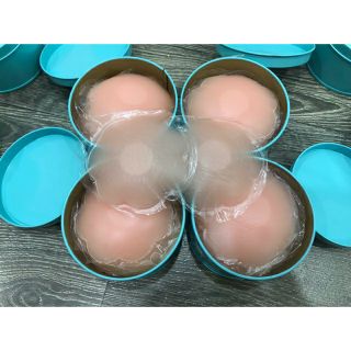 Hộp 10 miếng dán đầu ti Silicone dùng được nhiều lần