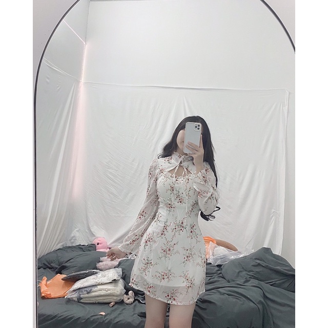 ĐẦM CỘT CỔ TAM GIÁC TAY DÀI