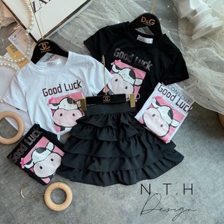 BỘ ÁO PHÔNG BÒ SỮA KÈM CHÂN VÁY TẦNG BG