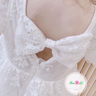 váy ren trắng cho bé