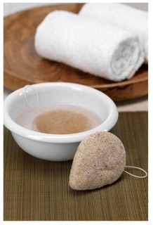 Miếng konjac rửa mặt hiệu Ebelin