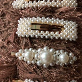 Set 4 kẹp tóc ngọc xinh xắn