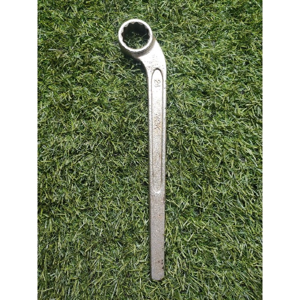 Cờ lê vòng hàng Nhật bãi