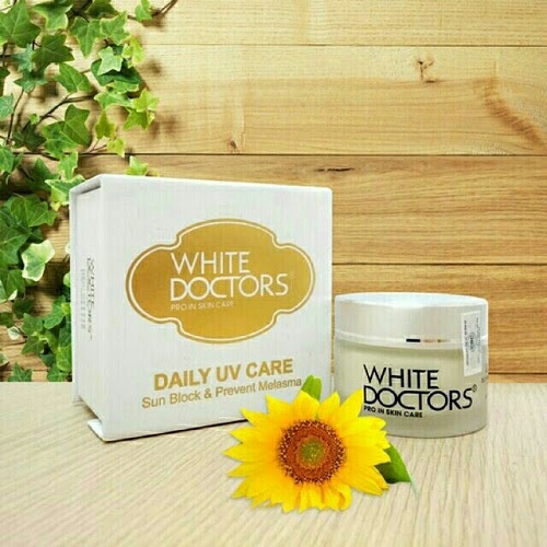 Bộ đôi hỗ trợ giảm nám da thể nhẹ White Doctors - Daily UV Care &amp; Melasma Clearr