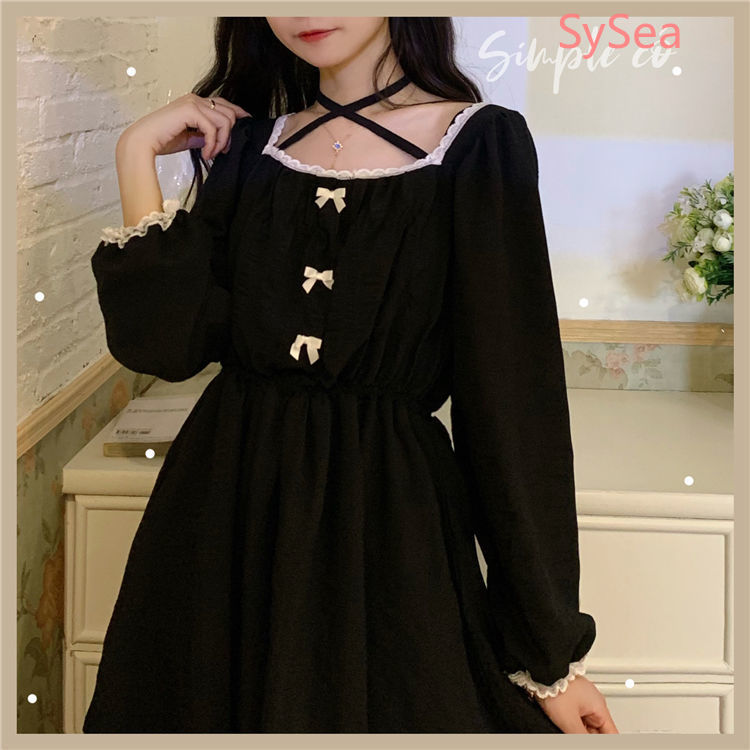 Đầm Tay Dài Phối Ren Hoa Phong Cách Nữ Tính Cổ Điển