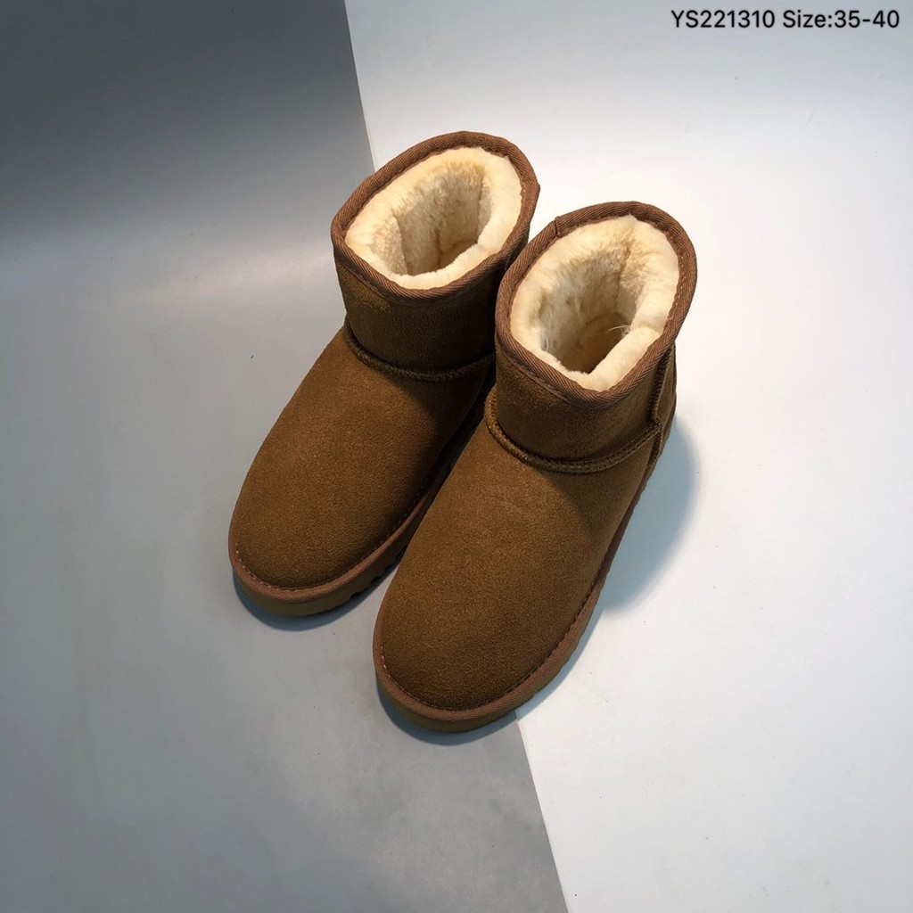 Giày thể thao UGG CALSSIC MINI