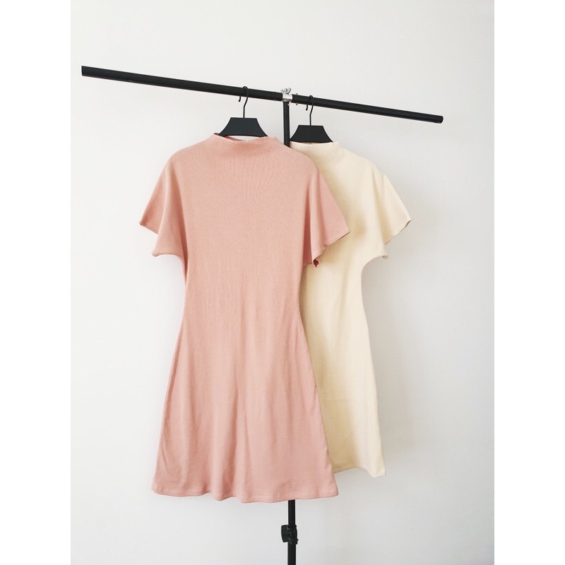 [Mã FAMALLT5 giảm 15% đơn 150k] Đầm gân cổ cao AfterBefore | BigBuy360 - bigbuy360.vn