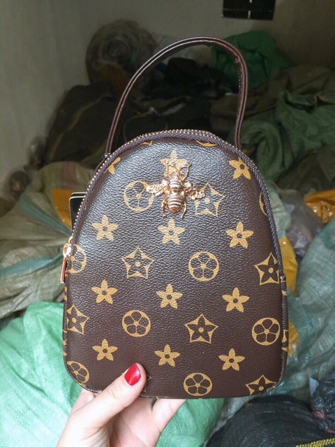 Túi đeo chéo con ong 🐝🐝🐝 hoa nâu