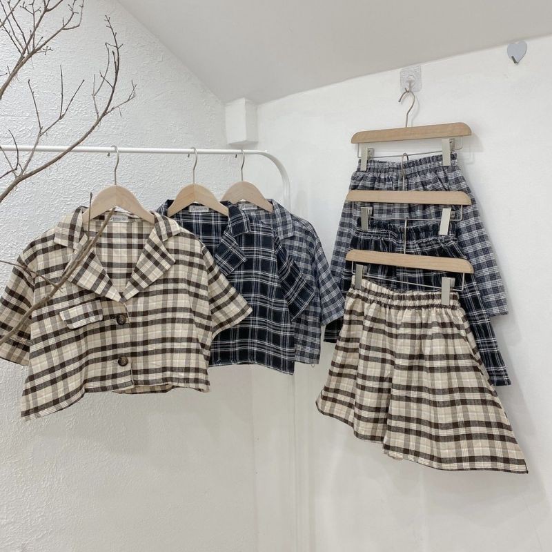 SET CROPTOP QUẦN SHORT CARO