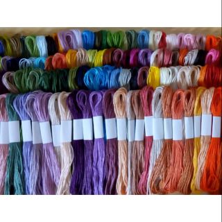 50 chỉ thêu cotton tặng kim/ bobbin/ xỏ chỉ