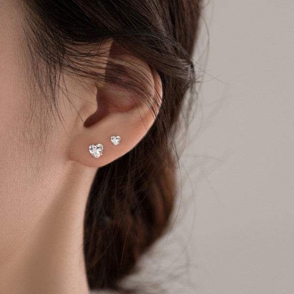 Bông Tai Đinh Tán Hình Trái Tim Đính Kim Cương Giả Màu Bạc 3 / 4 / 5mm Thời Trang Cho Nữ