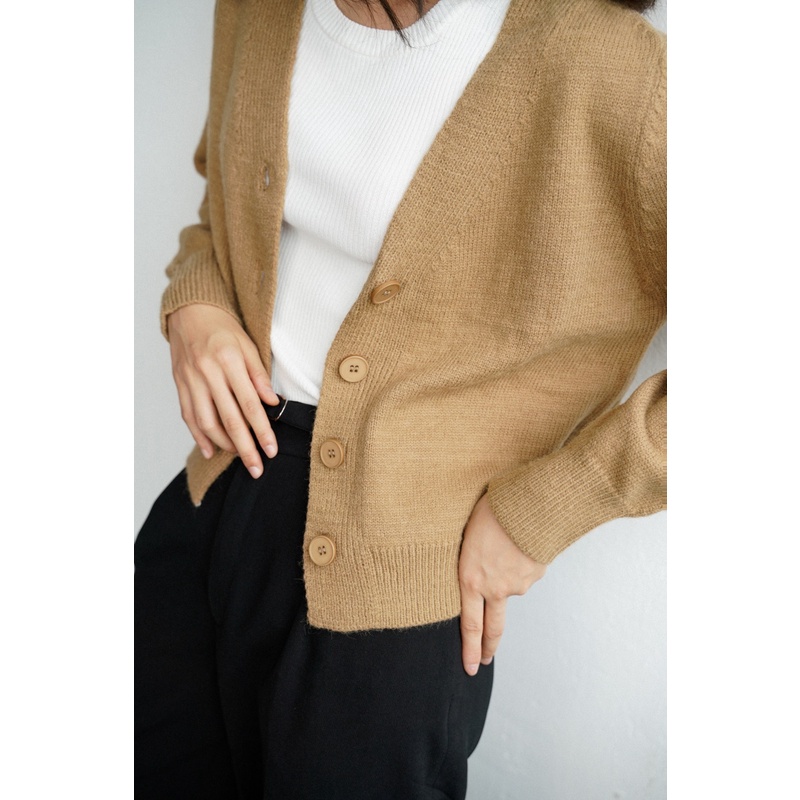 Áo khoác len cardigan nữ dáng ngắn oversize (Nâu Be)_MONOTALK T30003FB | BigBuy360 - bigbuy360.vn