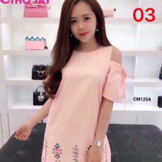 Đầm suông trễ vai