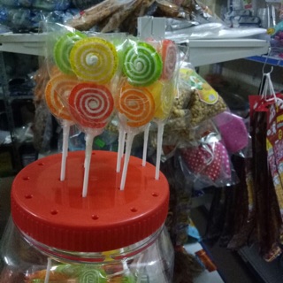 Kẹo dẻo xiên 2 bánh (50 que một lọ )