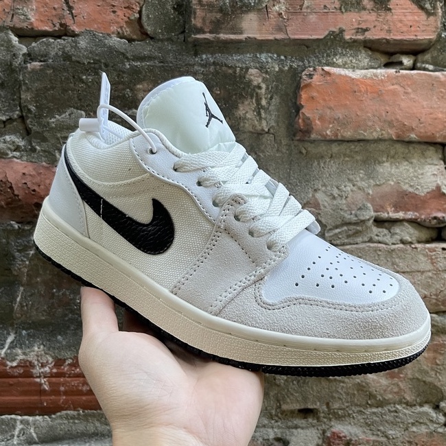 Giày Jordan 1 Low Đen Xám Cơ Bản Fullbox, Giày thể thao jordan 1 nam nữ cổ thấp đen xám chất liệu vải kết hợp da lộn