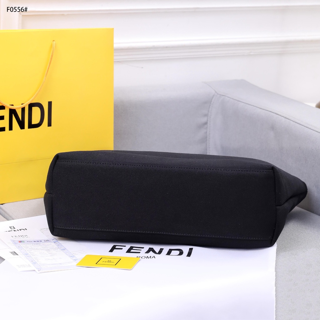 Fendi TOTE BAG F0556